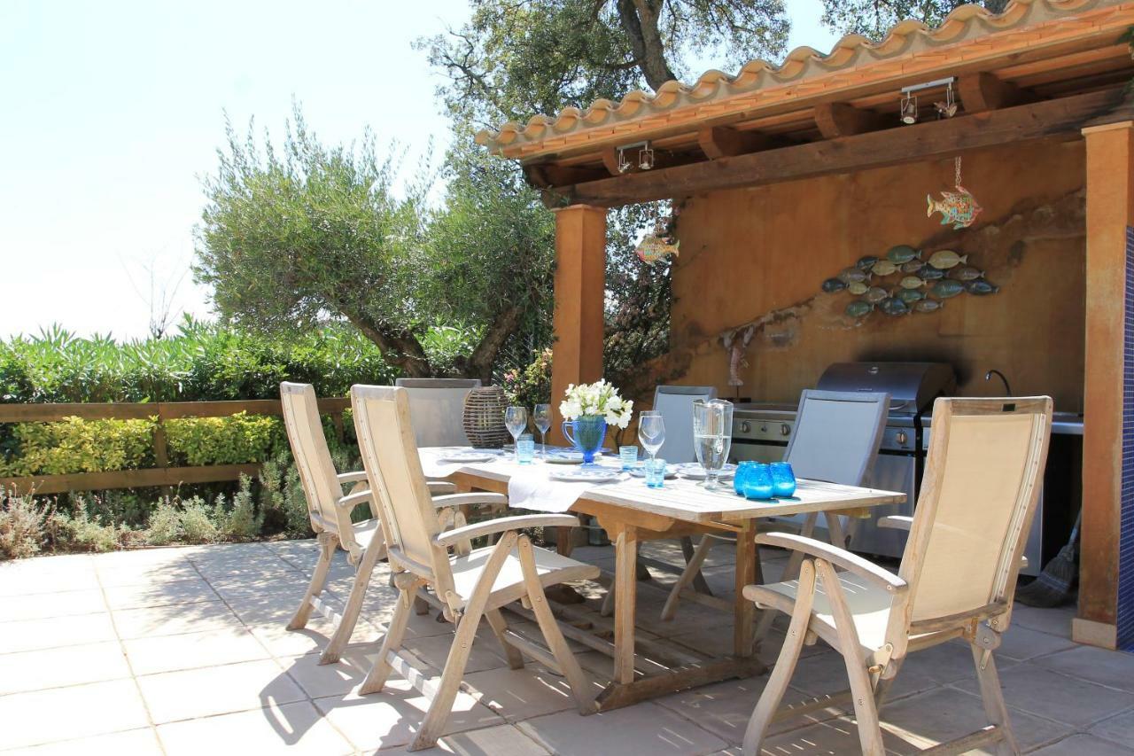 Villa Mediterranea 칼론제 외부 사진
